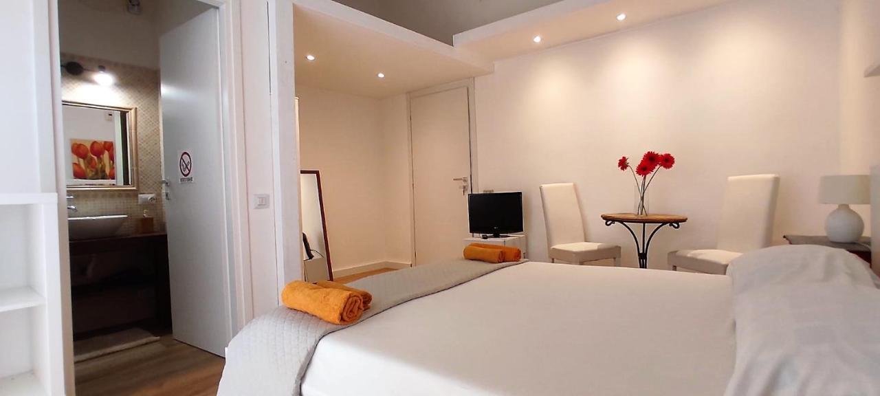 Il Girasole Bb Cagliari Bed & Breakfast Dış mekan fotoğraf